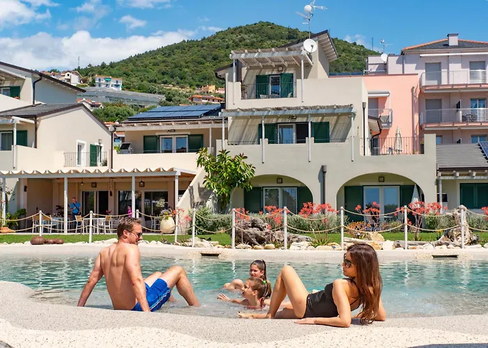 Barbaciiu Vacanze 4* Pietra Ligure