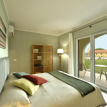 Barbaciiu Vacanze Гостевой дом Пьетра-Лигуре