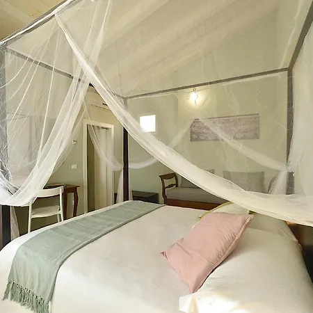 Barbaciiu Vacanze Пьетра-Лигуре