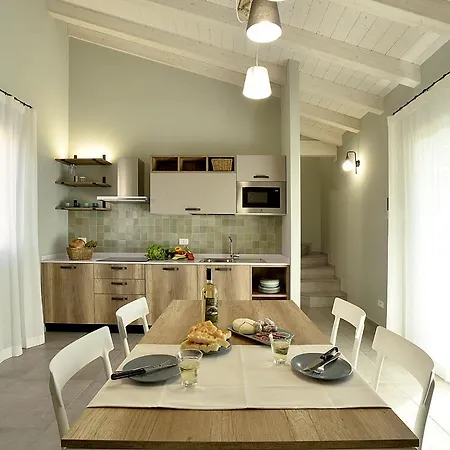 Barbaciiu Vacanze Пьетра-Лигуре