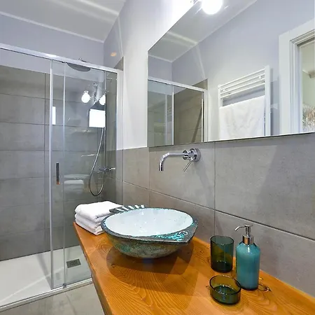 Barbaciiu Vacanze Пьетра-Лигуре