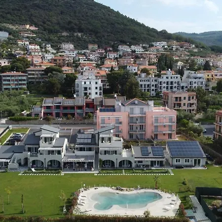 Barbaciiu Vacanze 4* Пьетра-Лигуре