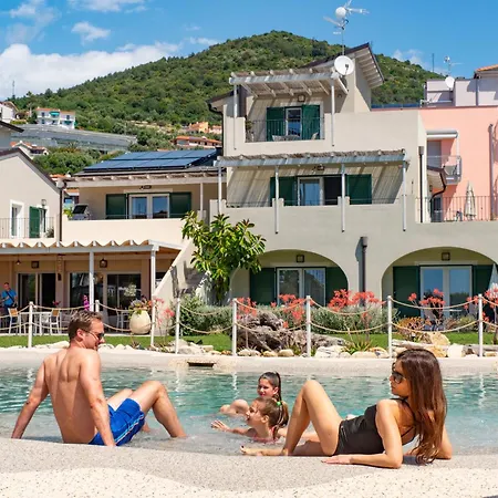 Barbaciiu Vacanze 4* Пьетра-Лигуре