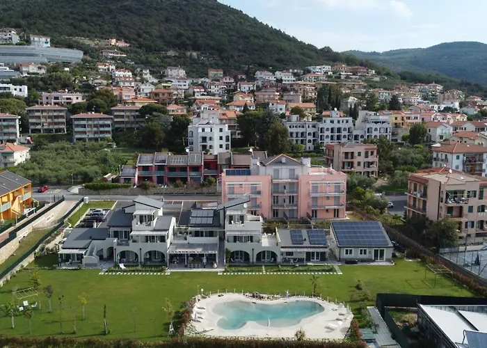 Barbaciiu Vacanze 4* بيترا ليغوري